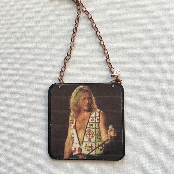 Robert Plant Ornament - Picture 2 of 3